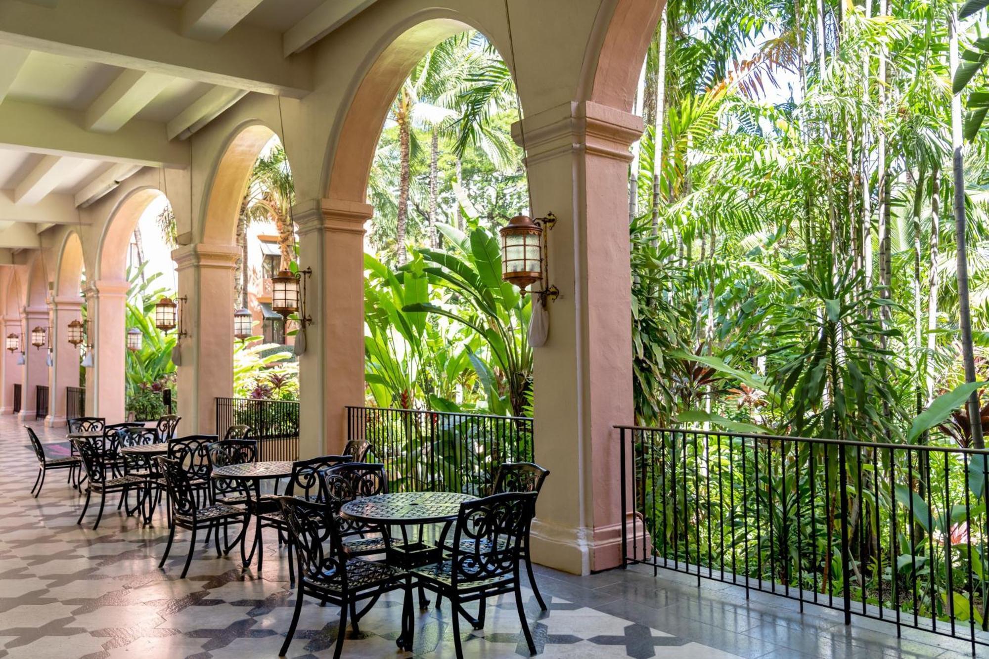 The Royal Hawaiian, A Luxury Collection Resort, Waikiki Honolulu Exterior foto