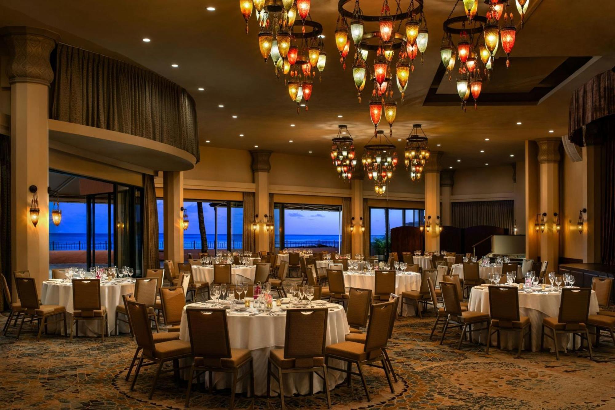 The Royal Hawaiian, A Luxury Collection Resort, Waikiki Honolulu Exterior foto